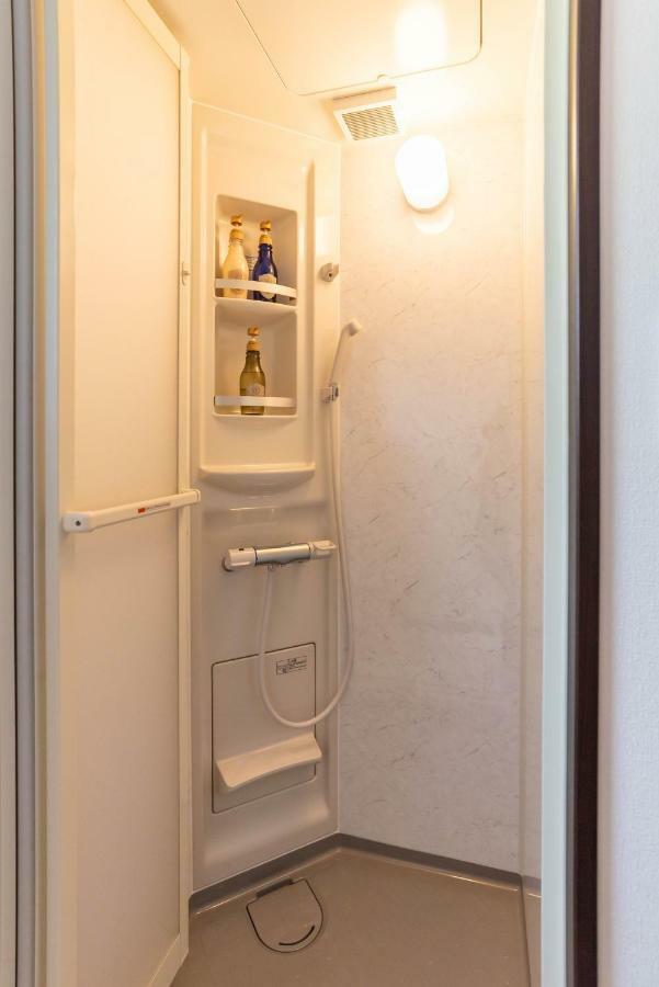 Bijou Suites Ai Osaka Bagian luar foto