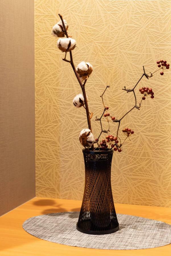Bijou Suites Ai Osaka Bagian luar foto