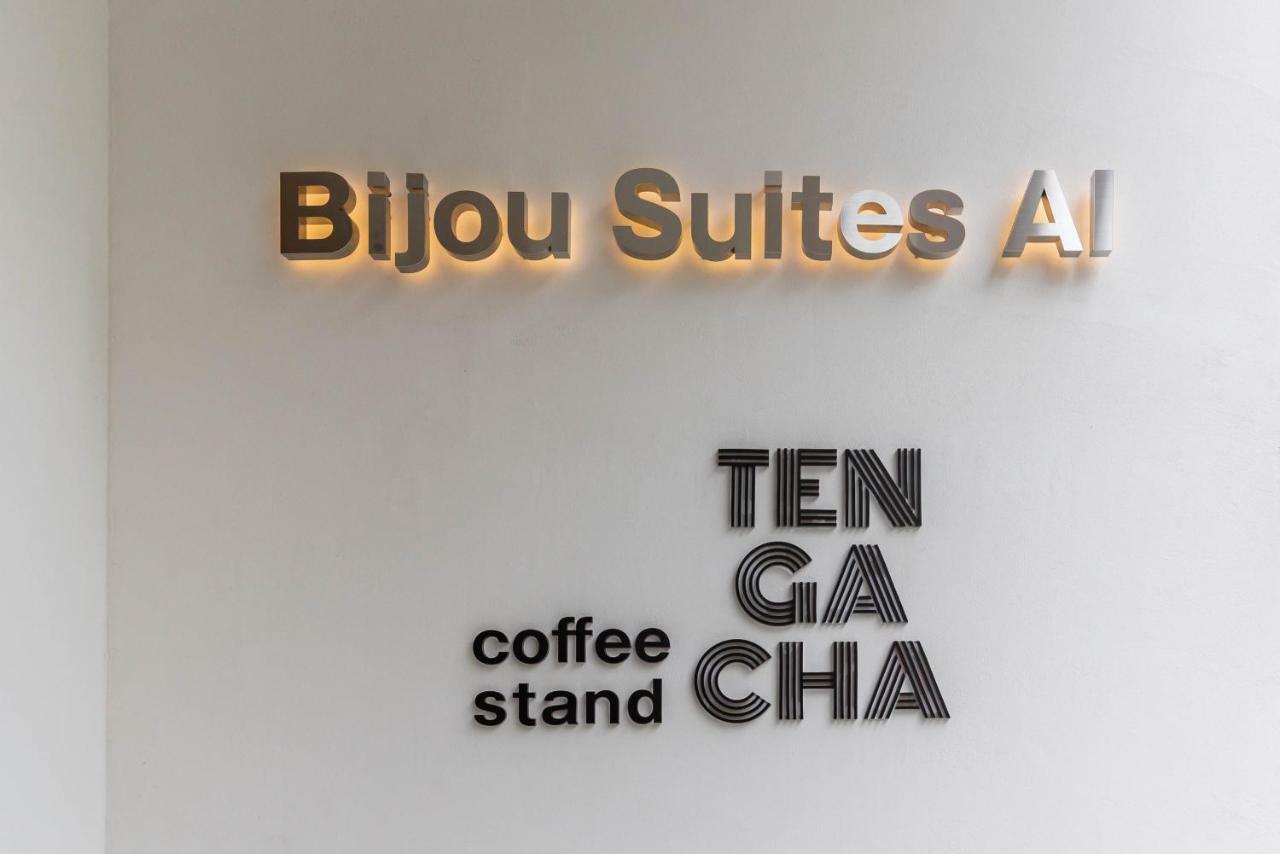 Bijou Suites Ai Osaka Bagian luar foto